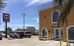 Front of property - Hwy 59 Motel Laredo Medical Center (Laredo)