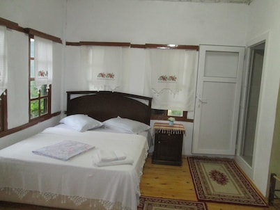 Çıçekoglu Laz Evi Pansiyon