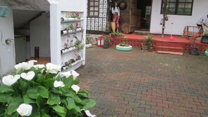 Garden - Çıçekoglu Laz Evi Pansiyon (Findikli)