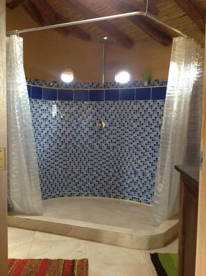 Cabin, Multiple Beds | Bathroom shower - Mawasi Finca (Villa de Leyva)