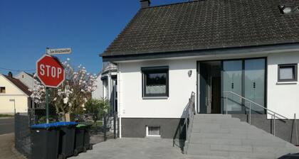 Apartment mit 2 Zimmern, Küche,Bad und Terrasse