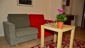 1 habitación, ropa de cama de alta calidad y escritorio 