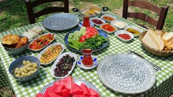 Free daily local cuisine breakfast