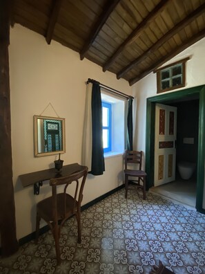 Standard Double Room | Free WiFi, bed sheets - Mustafa'nin Fidan'i (Gökçeada)