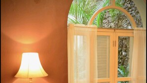 Unclassified image, 5 of 37, button - Monjas Suites (Panama City)