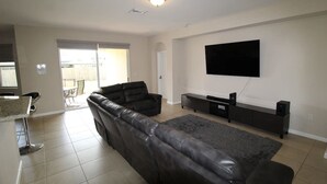 Living area - 4BR 3BA House in Miami by ASVR-12748 (Miami)