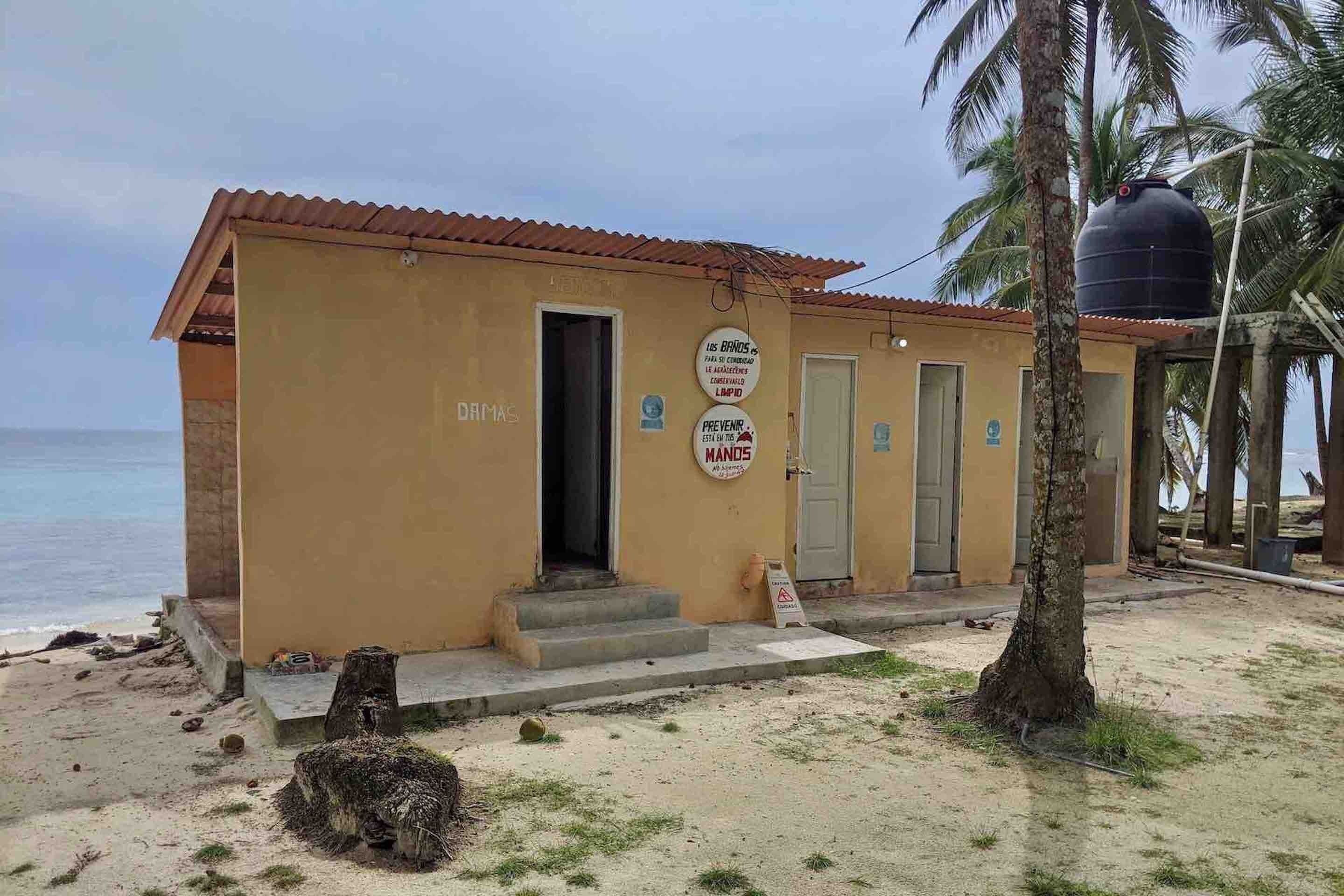  San Blas Paradise Private Cabins on Shipwreck Island - meals included