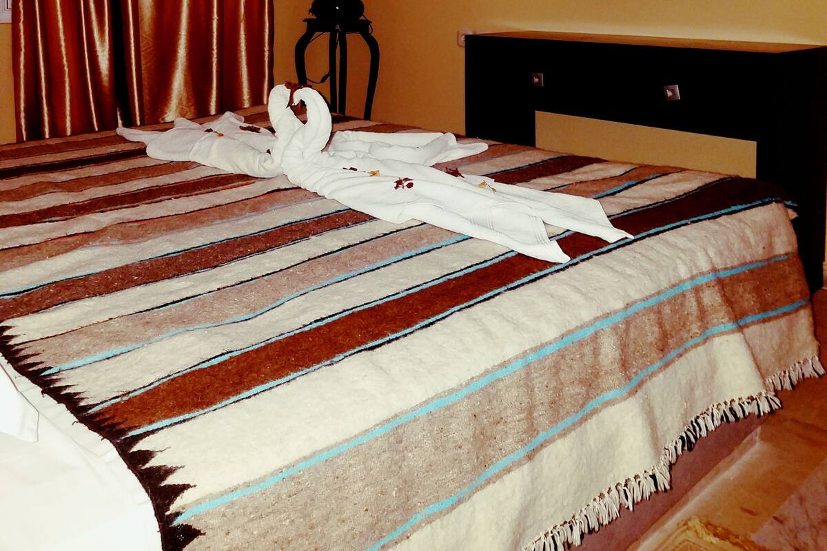 Trang trí khác biệt, trang bị nội thất với thiết kế riêng biệt