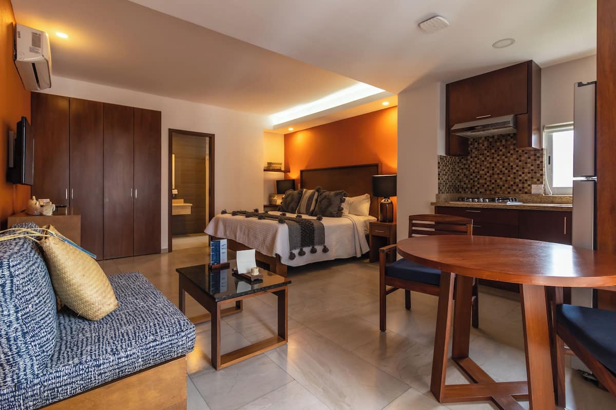 studio suite, city view | 2 bedrooms, in-room safe, desk, laptop workspace