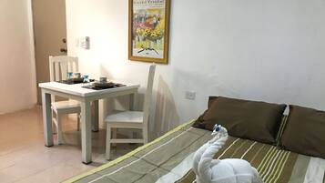 Deluxe Suite | Free WiFi