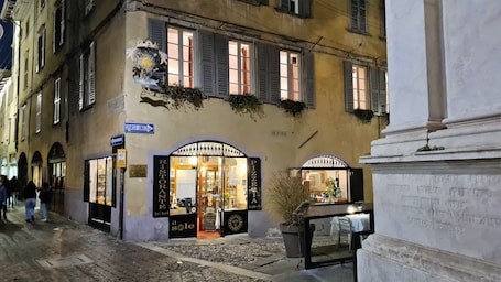 Entrada de la propiedad. Il Sole Bergamo