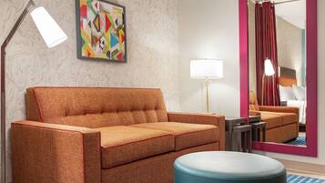 Studio Suite, 1 King Bed, Non Smoking | Living area