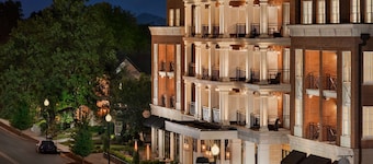 The Harpeth Franklin Downtown, Curio Collection by Hilton