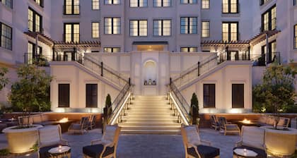 The Harpeth Franklin Downtown, Curio Collection by Hilton