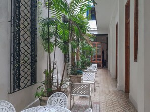 Terrace/patio - Hostal La Maestranza Habana (Havana)