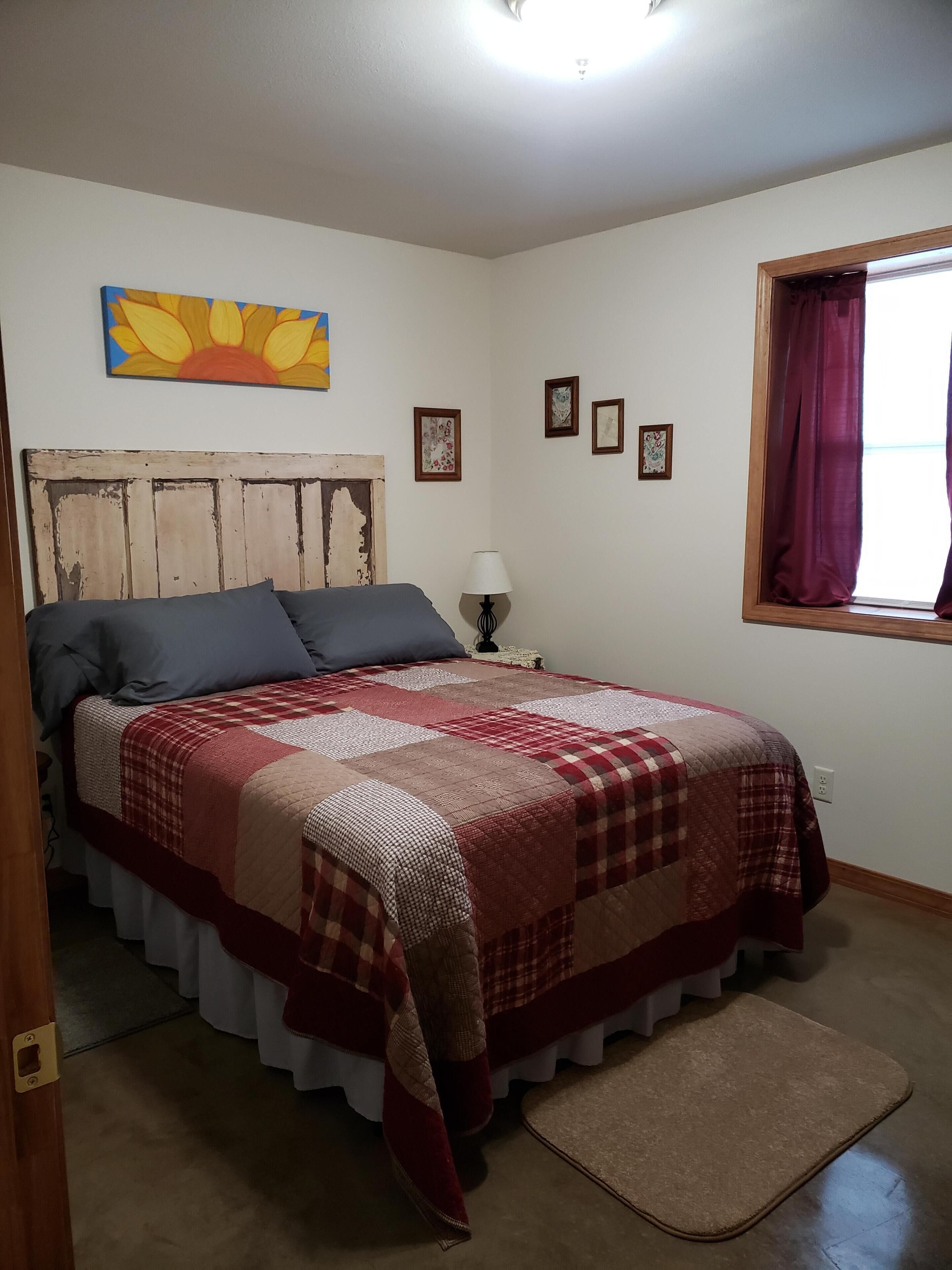 2 dormitorios, tabla de planchar con plancha, wifi gratis y ropa de cama