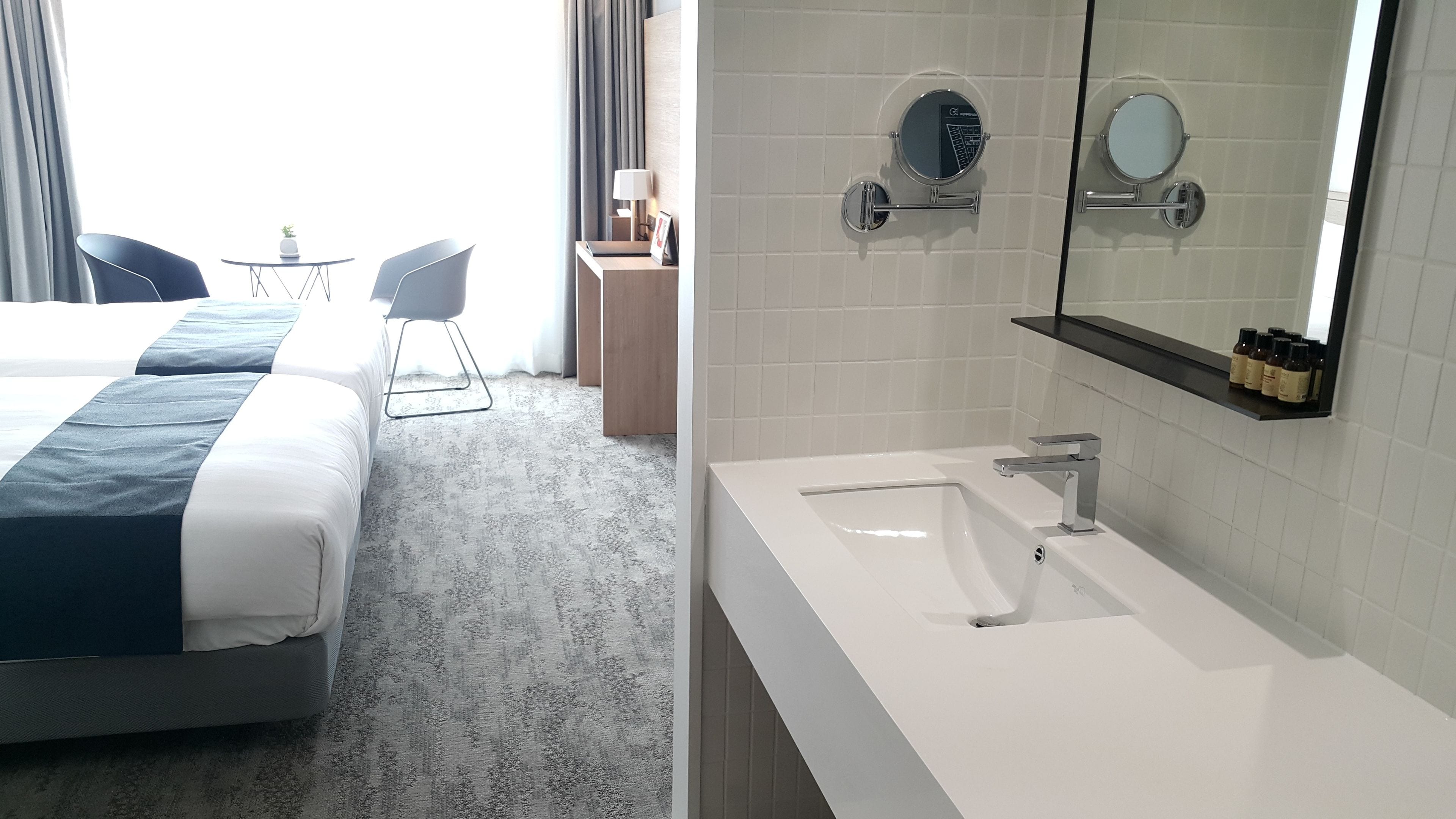 1 bedroom, in-room safe, desk, blackout curtains