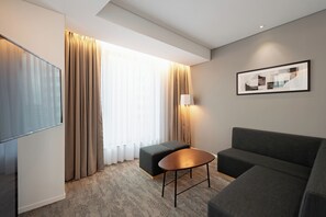 49-inch LED TV with digital channels, TV - Orakai Daehakro Hotel, BW Signature Collection (Seoul)