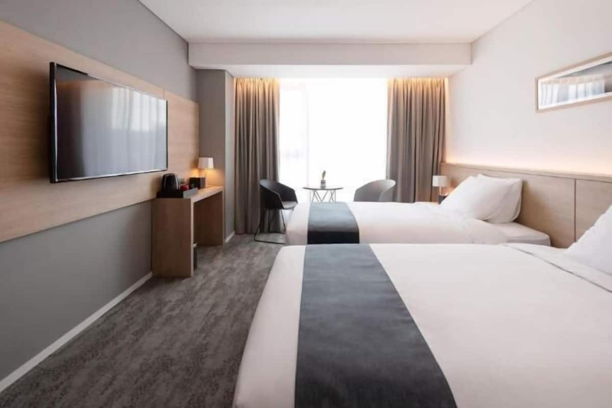 1 Schlafzimmer, Zimmersafe, Schreibtisch, Verdunkelungsvorhänge