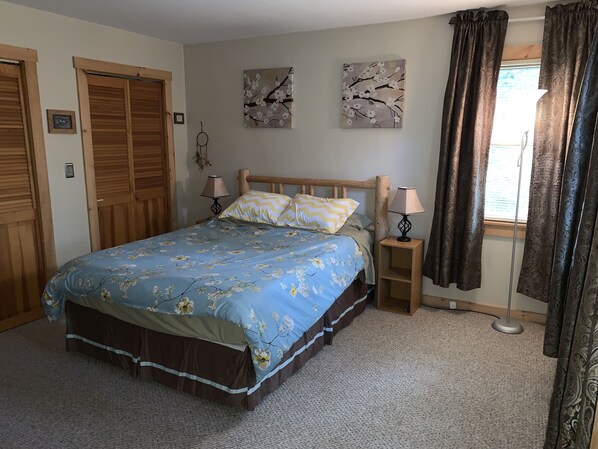 1 Schlafzimmer, Schreibtisch, Bügeleisen/Bügelbrett, kostenloses WLAN