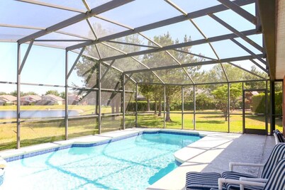 Gus & Gan's Orlando Vacation Villa - Family Friendly 20 Mins From Disney Parks