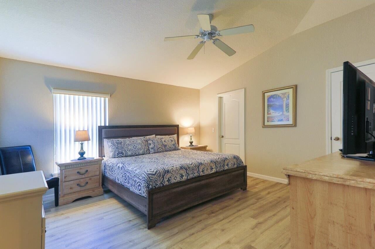 3 室のベッドルーム、セーフティボックス (室内)、アイロン / アイロン台、WiFi (無料)