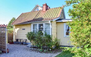 Exterior - Gorgeous home in Ronneby with kitchen (Ronneby)