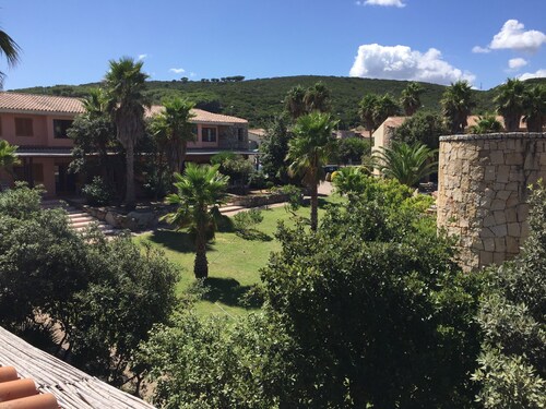 Three-room apartment in the splendid Residence Capo D'Orso Marina - Palau