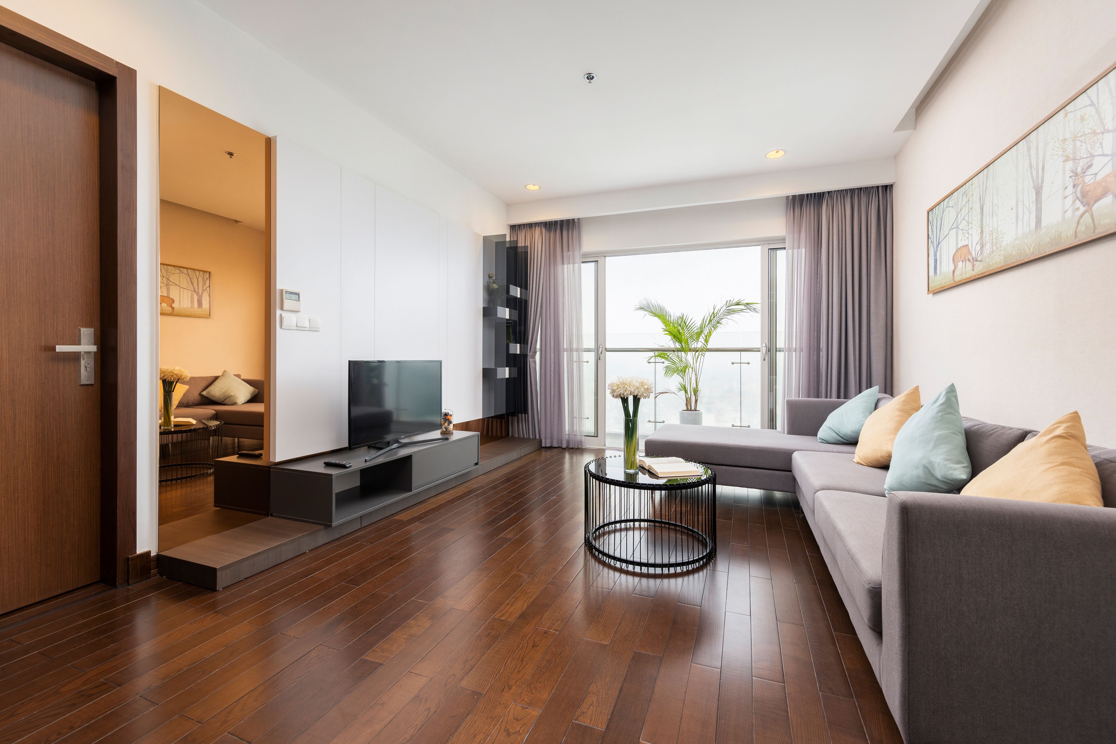 Standard Studio | Living area | 40-inch LCD TV with cable channels, TV