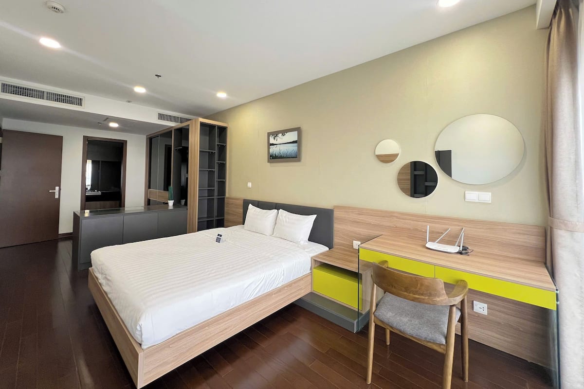 Caja de seguridad en la habitación y decoración personalizada