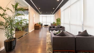 Sala de estar en el lobby