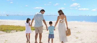 The Rosella-Great value on Sanibel! Walk to dining, shops and The Lighthouse-on Historic East End!