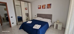 4 bedrooms, iron/ironing board, free WiFi, bed sheets - a corner between sky and sea (Amalfi)