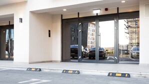 Exterior detail - UGR53★ Unique Grand Residence ★ SecureParkingAccessCard (Iași)