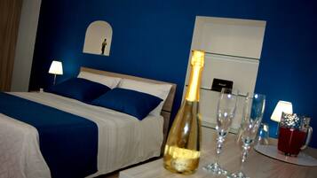 2 Schlafzimmer, Zimmersafe, Schreibtisch, BĂŒgeleisen/BĂŒgelbrett