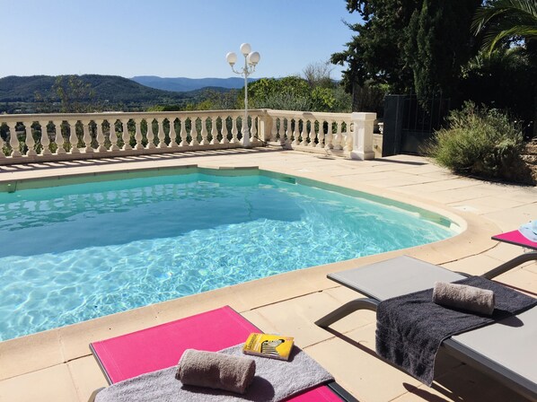Outdoor pool, a heated pool - Villa *** with Clim, Superb Panorama, Swimming Pool. (Les Arcs)