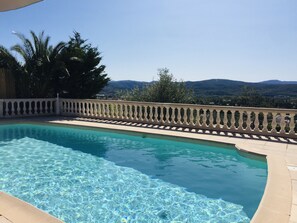 Piscine extérieure, piscine chauffée