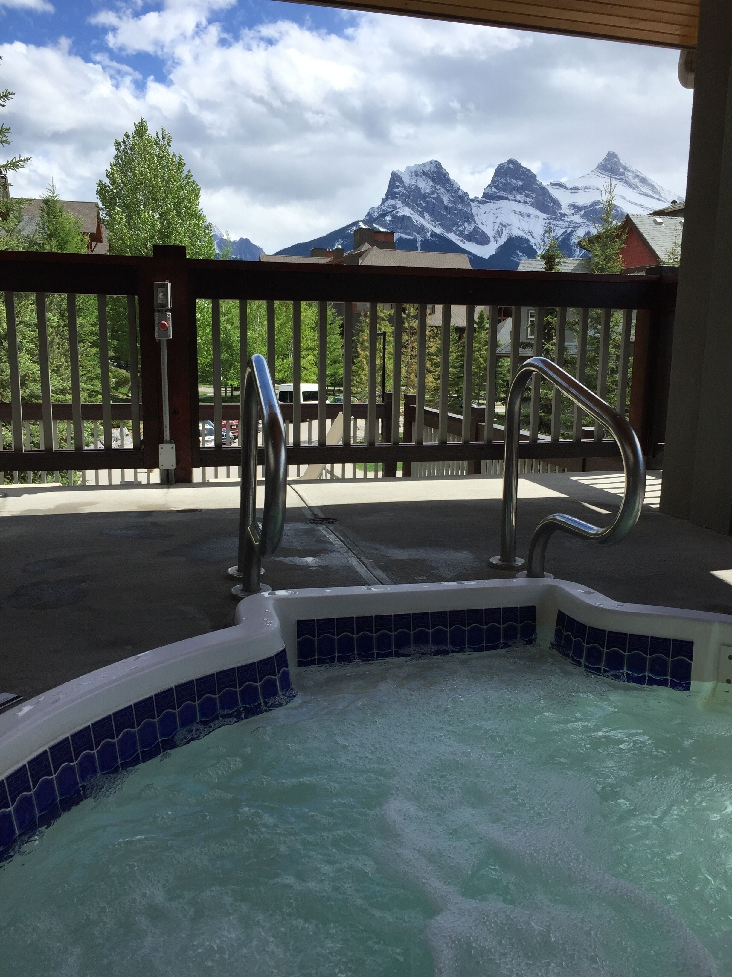 مغطس سبا خارجي