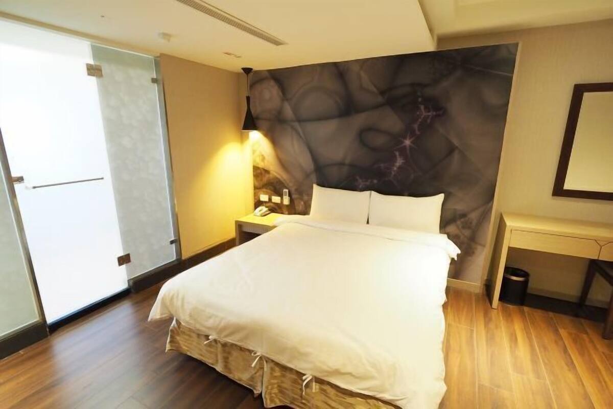 1 Schlafzimmer, Schreibtisch, Verdunkelungsvorhänge