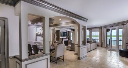 On Water.Boat/Jet Skis/golf cart . Pool/Hot tub/IceSpa, huge decks, game rooms.