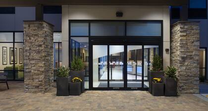 Holiday Inn Express & Suites Kingsland I-95-Naval Base Area by IHG