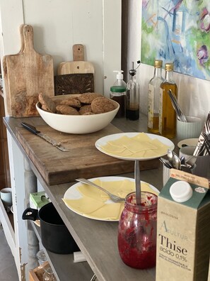 Daily continental breakfast (DKK 100 per person)