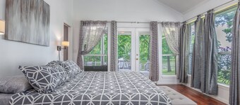 Großes und luxuriöses Haus am See mit 10 Schlafplätzen