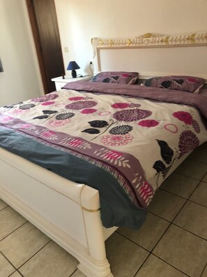 3 Schlafzimmer, Bügeleisen/Bügelbrett, kostenloses WLAN, Bettwäsche