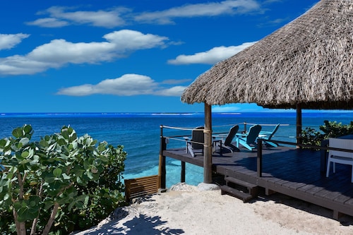 5 Star OceanFRONT Villa w/Pool, Secluded Beach, Ocean Access & Ocean Edge Palapa
