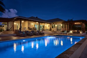 Outdoor pool - 5 Star OceanFRONT Villa w/Pool, Secluded Beach, Ocean Access & Ocean Edge Palapa (San Nicolas)
