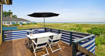 SkĂŠrven Beachfront Condominium C