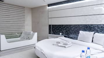 No Window Economy King Room with SPA