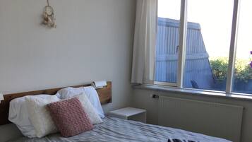 2 Schlafzimmer, Bügeleisen/Bügelbrett, Reisekinderbett, WLAN