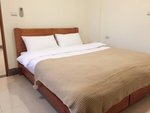Standard Double Room - Love Vacation B&B (Jinning)